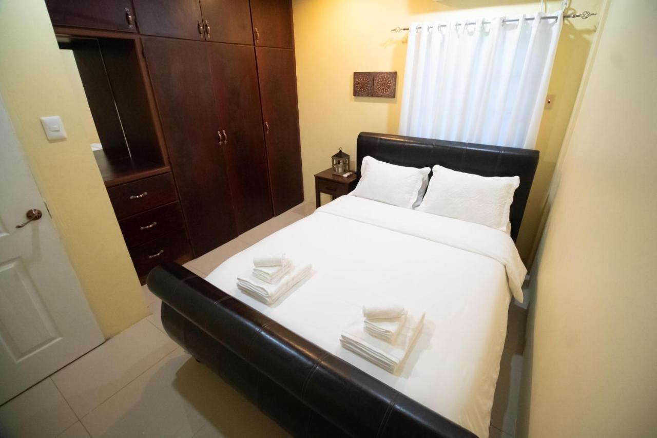Port of Spain Stacys Place #1 2 Bedroom Apartment מראה חיצוני תמונה